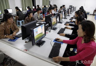慈溪杭州湾钜鸿电脑培训学校 点亮计算机技术之路，成就职业新未来